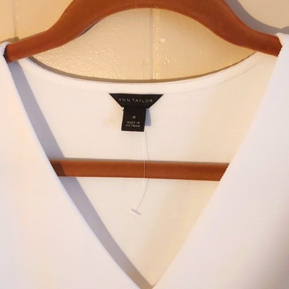 🟢Ann Taylor Cute Cream  M  FINAL - Picture 3 of 9